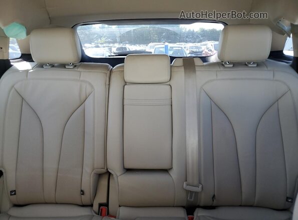 2LMPJ6J90LBL01236 2020 LINCOLN NAUTILUS White Հետևի նստատեղերի տեսք