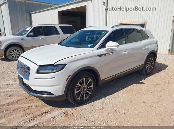 2LMPJ6J98NBL14366 2022 LINCOLN NAUTILUS White Przód lewy