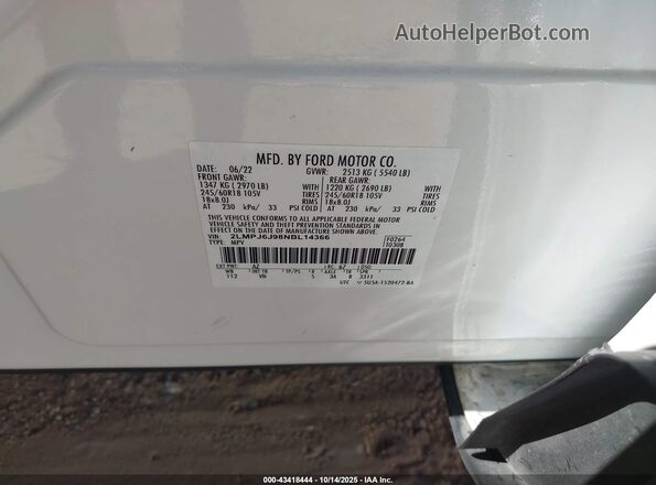 2LMPJ6J98NBL14366 2022 LINCOLN NAUTILUS White Widok komory silnika