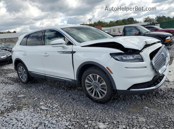 2LMPJ6J9XNBL18936 2022 LINCOLN NAUTILUS White Front right