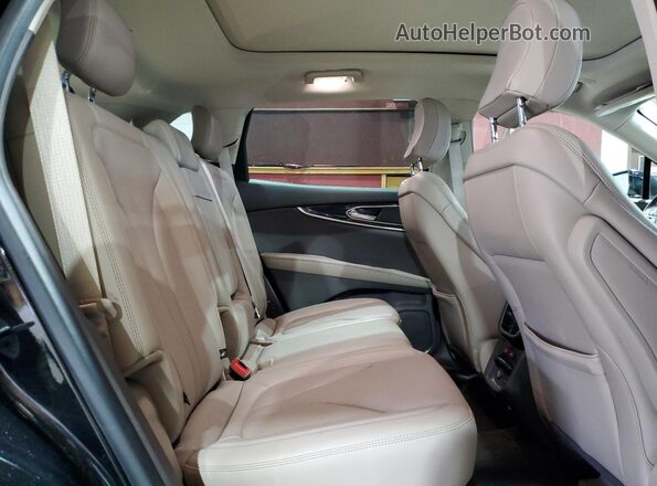 2LMPJ8K98NBL04737 2022 LINCOLN NAUTILUS Black Rear interior view