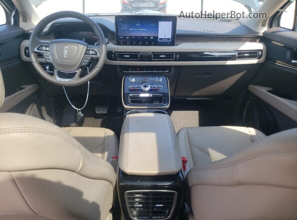 2LMPJ8K98PBL22108 2023 LINCOLN NAUTILUS Gray 