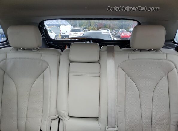 2LMPJ8KP2LBL23117 2020 LINCOLN NAUTILUS Black Rear seats view