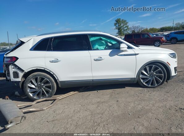 2LMPJ8KP9LBL12051 2020 LINCOLN NAUTILUS White Вид задньої частини салону