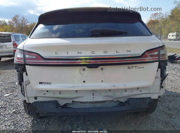 2LMPJ8LP6KBL10920 2019 LINCOLN NAUTILUS White Widok z przodu