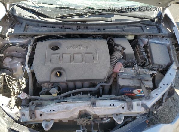 2T1BURHE2JC071015 2018 TOYOTA LL Silver 