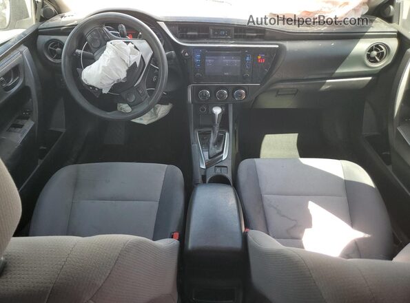 2T1BURHE2JC071015 2018 TOYOTA LL Silver 
