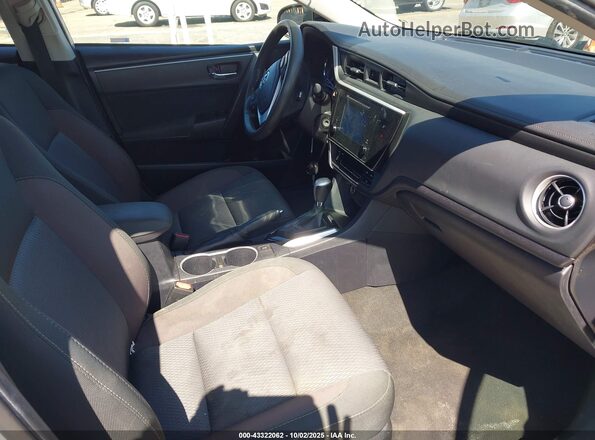 2T1BURHE3JC066597 2018 TOYOTA LL Silver 