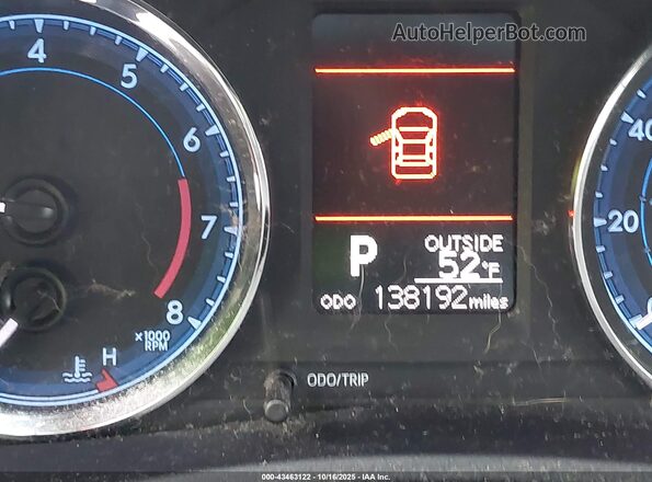 2T1BURHE6JC975868 2018 TOYOTA LL Blue Widok tylnych siedzeń