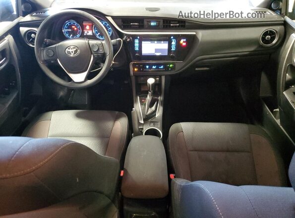 2T1BURHE8JC046832 2018 TOYOTA LL Blue Առջևի վահանակի տեսք