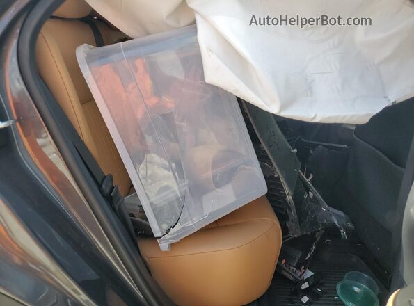 2T2AGCEZ0NC003241 2022 LEXUS NX Серый Вид задней части салона