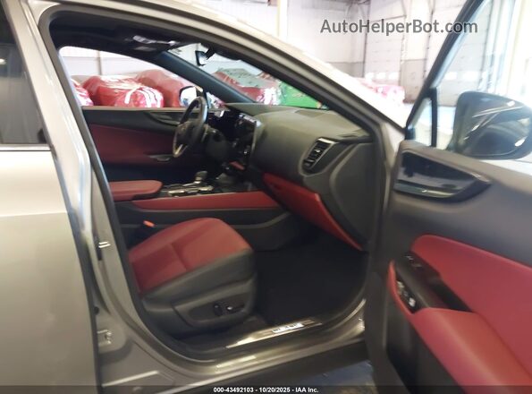 2T2AKCEZ7RC018534 2024 LEXUS NX 350H Gray Vista interior delantera
