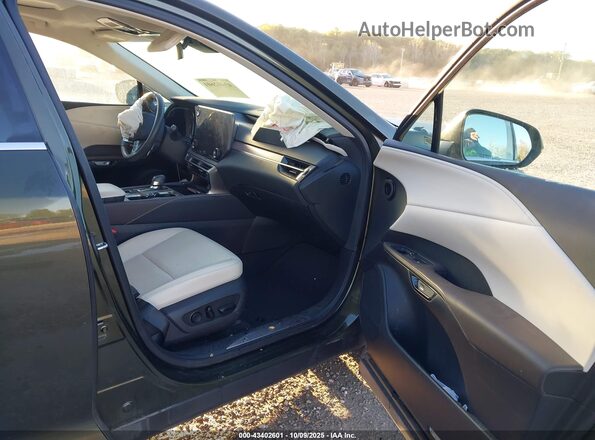 2T2BAMBA7PC001368 2023 LEXUS RX 350 Green Вид салону спереду