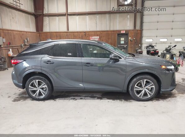 2T2BAMCA3SC092212 2025 LEXUS RX 350 Gray Widok wnętrza z tyłu