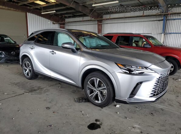 2T2BBMCA0PC002244 2023 LEXUS RX Silver Передня права чверть
