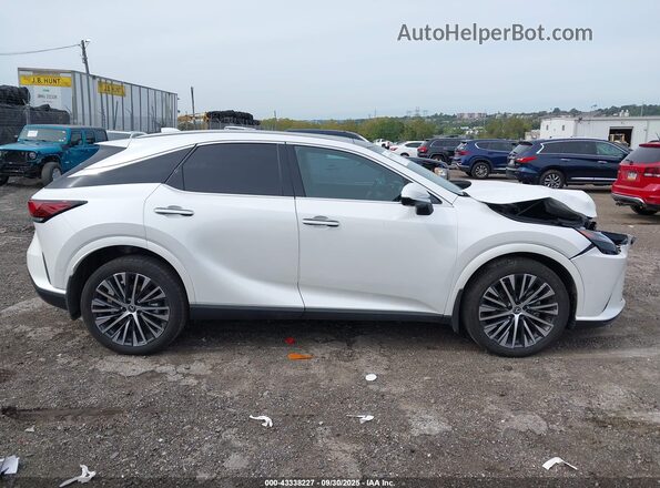 2T2BBMCA9SC074035 2025 LEXUS RX 350H White Rear interior view