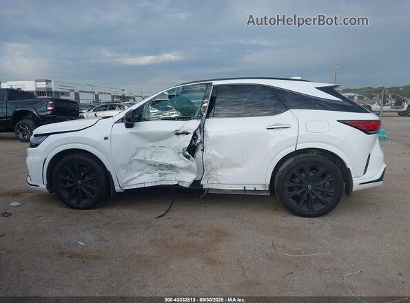 2T2BCMEA5RC012782 2024 LEXUS RX 500H White Vista interior de 360 grados