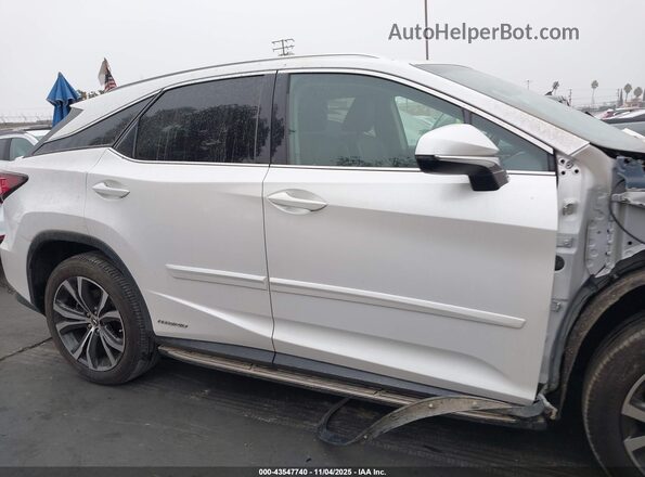 2T2BGMCA7JC028929 2018 LEXUS RX 450H White Սալոնի 360 աստիճան տեսք