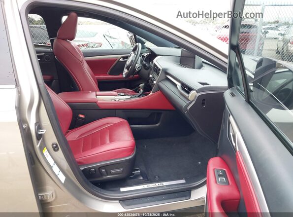2T2BZMCA7JC142343 2018 LEXUS RX 350 Beige Вид салону спереду