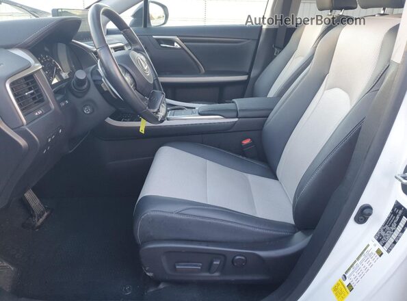 2T2HGMDA0NC073726 2022 LEXUS RX White Front interior view