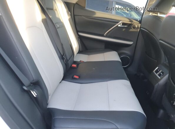 2T2HGMDA0NC073726 2022 LEXUS RX White Rear interior view