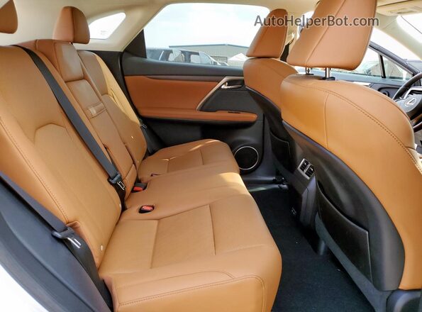 2T2HZMAA1MC210220 2021 LEXUS RX Белый Вид задних сидений