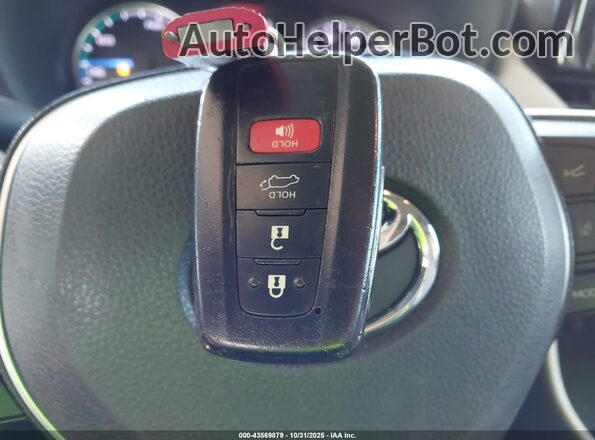 2T3B6RFV4MW023894 2021 TOYOTA LE White Vista del salpicadero