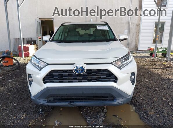 2T3B6RFV4MW023894 2021 TOYOTA LE White Vista del cuadro de instrumentos