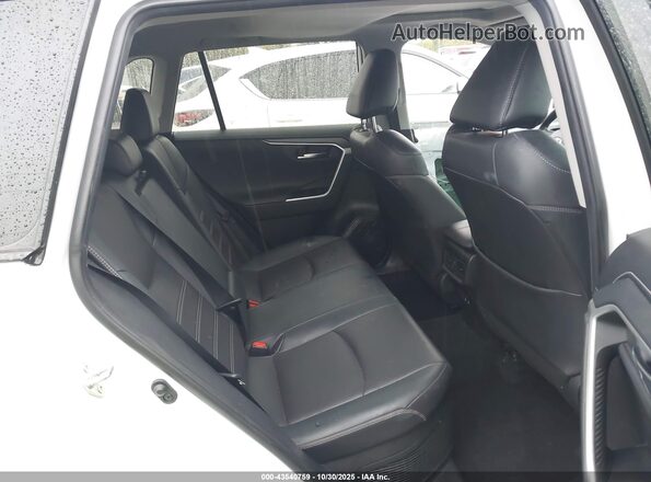 2T3DWRFV8LW062477 2020 TOYOTA LIMITED White VIN კოდის სტიკერის ხედი