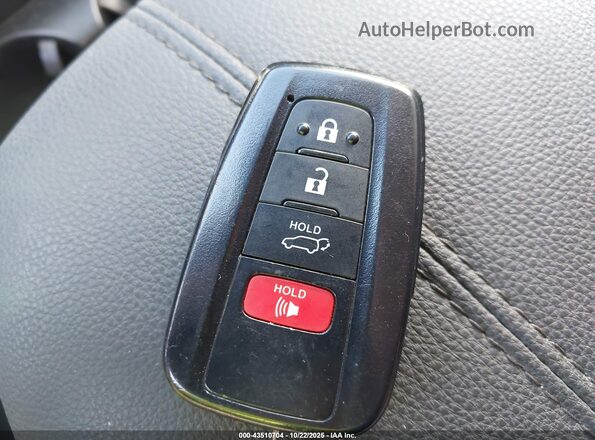 2T3E6RFV2MW016147 2021 TOYOTA RAV4 HYBRID White 