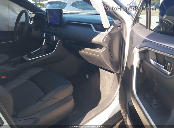 2T3E6RFV5PW045789 2023 TOYOTA RAV4 HYBRID White Vista interior delantera