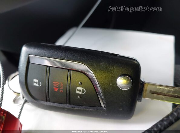 2T3F1RFVXLW130432 2020 TOYOTA LE White Առջևի վահանակի տեսք