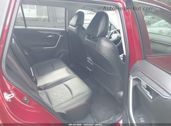 2T3J1RFV2RW420781 2024 TOYOTA RAV4 Red VIN sticker view
