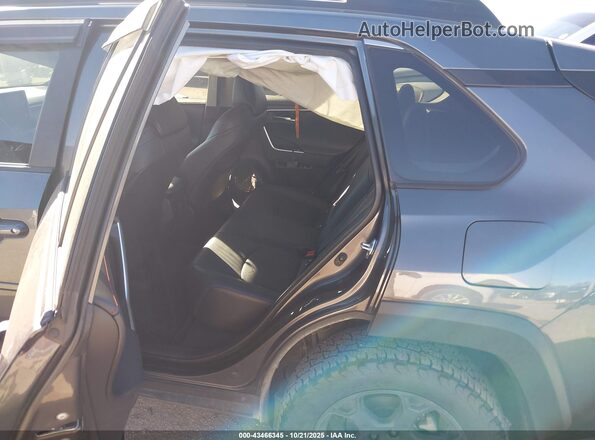 2T3J1RFV6LC099708 2020 TOYOTA RAV4 Gray Widok naklejki z numerem VIN