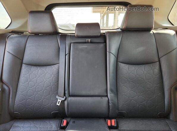 2T3J1RFV7LC114488 2020 TOYOTA RAV4 White Widok tylnych siedzeń