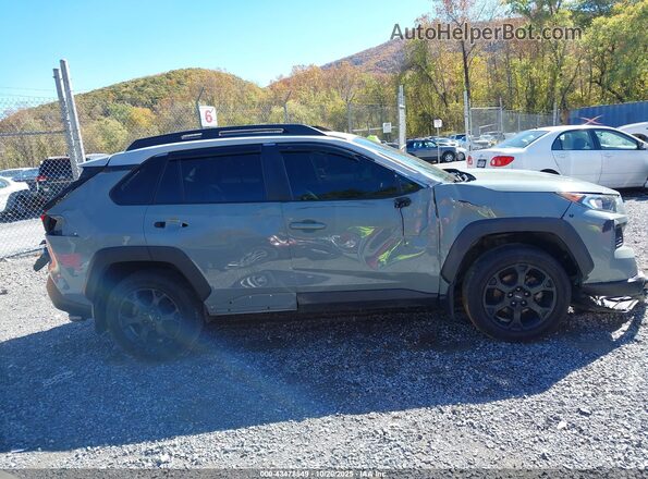 2T3J1RFV9LC089660 2020 TOYOTA RAV4 Green Rear interior view