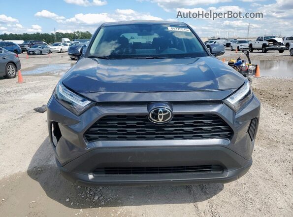 2T3K1RFV1RC277098 2024 TOYOTA LE Gray Vista trasera