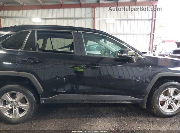 2T3P1RFV1NW324306 2022 TOYOTA LE Black Vista interior trasera