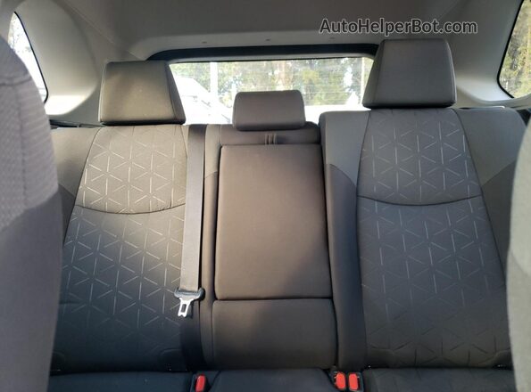 2T3P1RFV2LC093902 2020 TOYOTA LE Silver Հետևի նստատեղերի տեսք