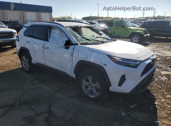 2T3P1RFV9PW382831 2023 TOYOTA LE White Передня права чверть