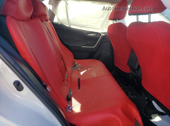 2T3P1RFV9PW382831 2023 TOYOTA LE White Вид задньої частини салону