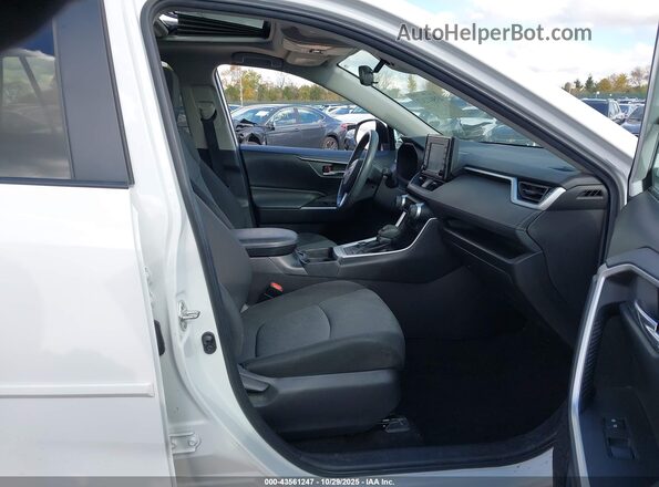 2T3RWRFV7LW073847 2020 TOYOTA LE White 
