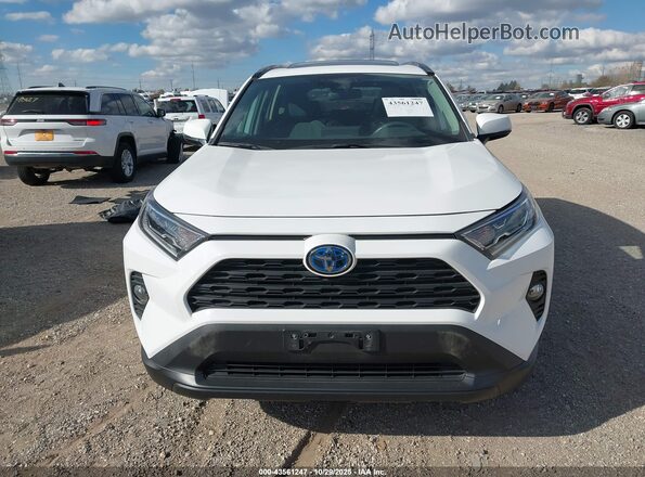 2T3RWRFV7LW073847 2020 TOYOTA LE White 