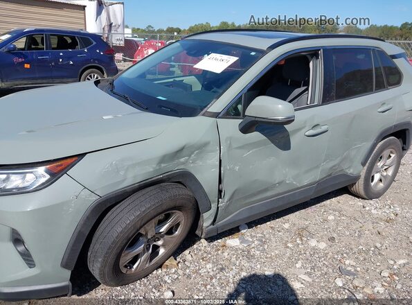 2T3W1RFV4LC058127 2020 TOYOTA LE Gray Widok z przodu
