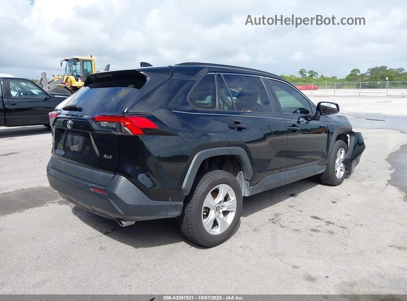 2T3W1RFV6MW140652 2021 TOYOTA LE Черный Задняя правая четверть