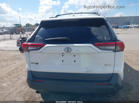 2T3W1RFV7LW070884 2020 TOYOTA LE Белый 