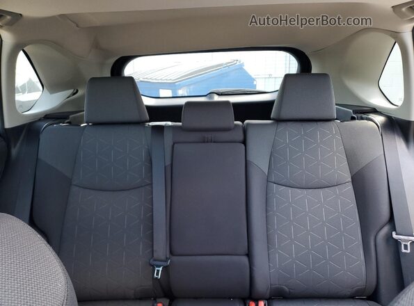 2T3W1RFV7NC206855 2022 TOYOTA LE Gray Vista de los asientos traseros