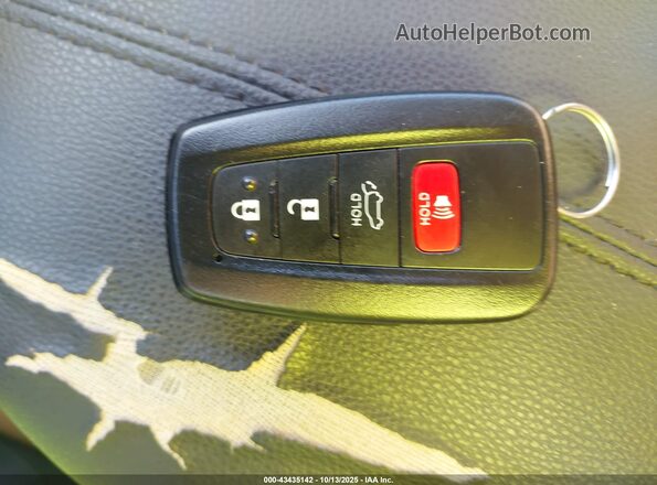 2T3Y1RFV5LW093010 2020 TOYOTA LIMITED White Առջևի վահանակի տեսք