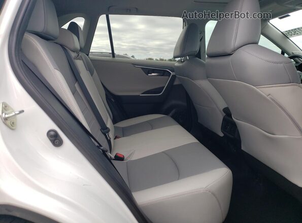2T3Y1RFV6LW065331 2020 TOYOTA LIMITED Белый Вид задней части салона