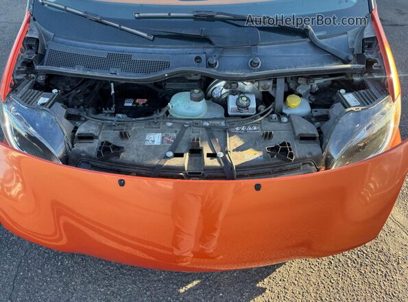 WMEFJ9BAXHK230583 2017 SMART FORTWO Orange Dashboard view